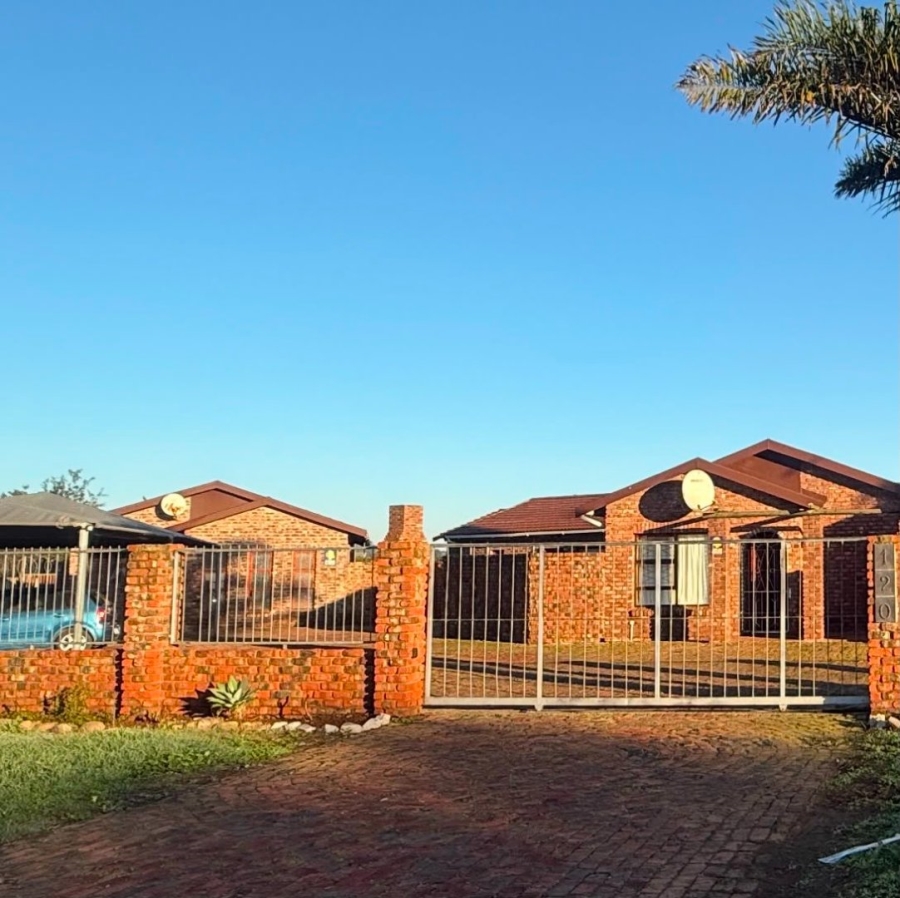 2 Bedroom Property for Sale in Windsor Park Eastern Cape